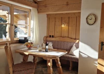 Essecke_Ferienwohnung Karwendel_Haus Alpenzauber_Krün